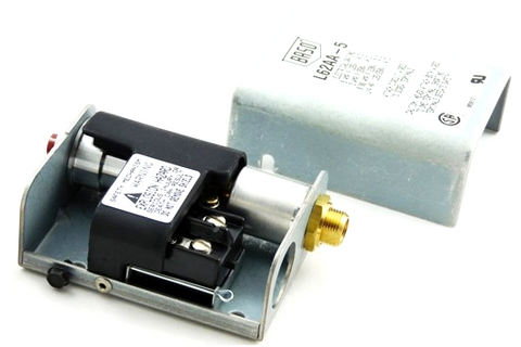 BASO L62AA-5 Pilot Safety Switch