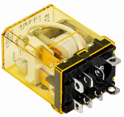 IDEC RH2B-UAC24V Relay