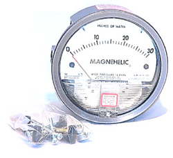 Dwyer Instruments 2030 Pressure Gage