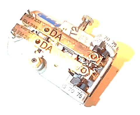 Johnson Controls T-4516-201 Thermostat