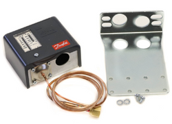 Danfoss 060-5233 Control
