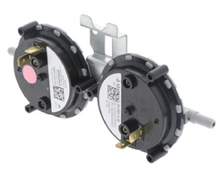 Amana-Goodman 0130F00439S  Pressure Switch