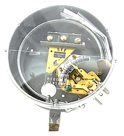 Dwyer Instruments DR-7031-153L-1 Pressure Switch