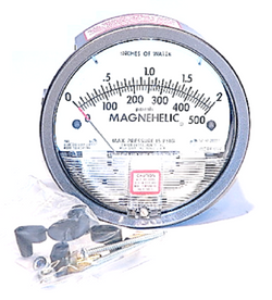 Dwyer Instruments 2002D Pressure Gage