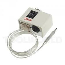 Danfoss 060L112166 KP-77 Temperature Control